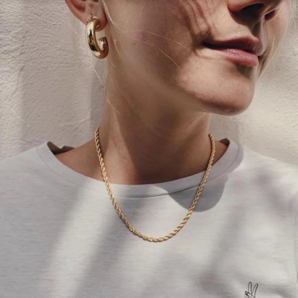18K Gold Plated Thin Delicate Rope Necklace - Picture 5 of 6